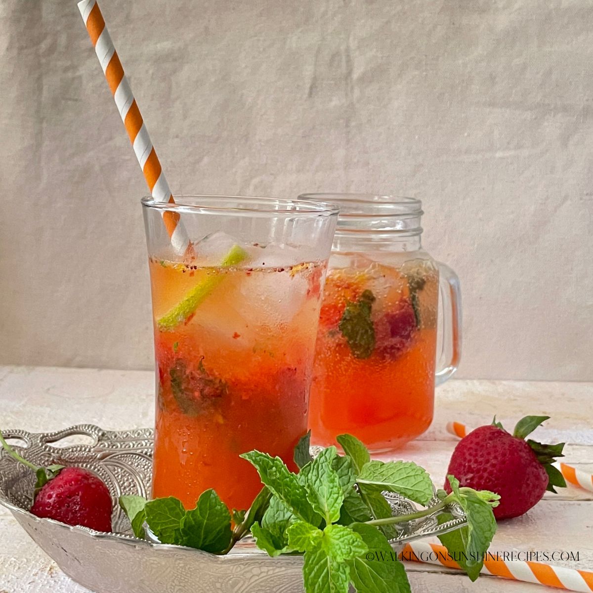 Strawberry Infused Water - Walking On Sunshine Recipes