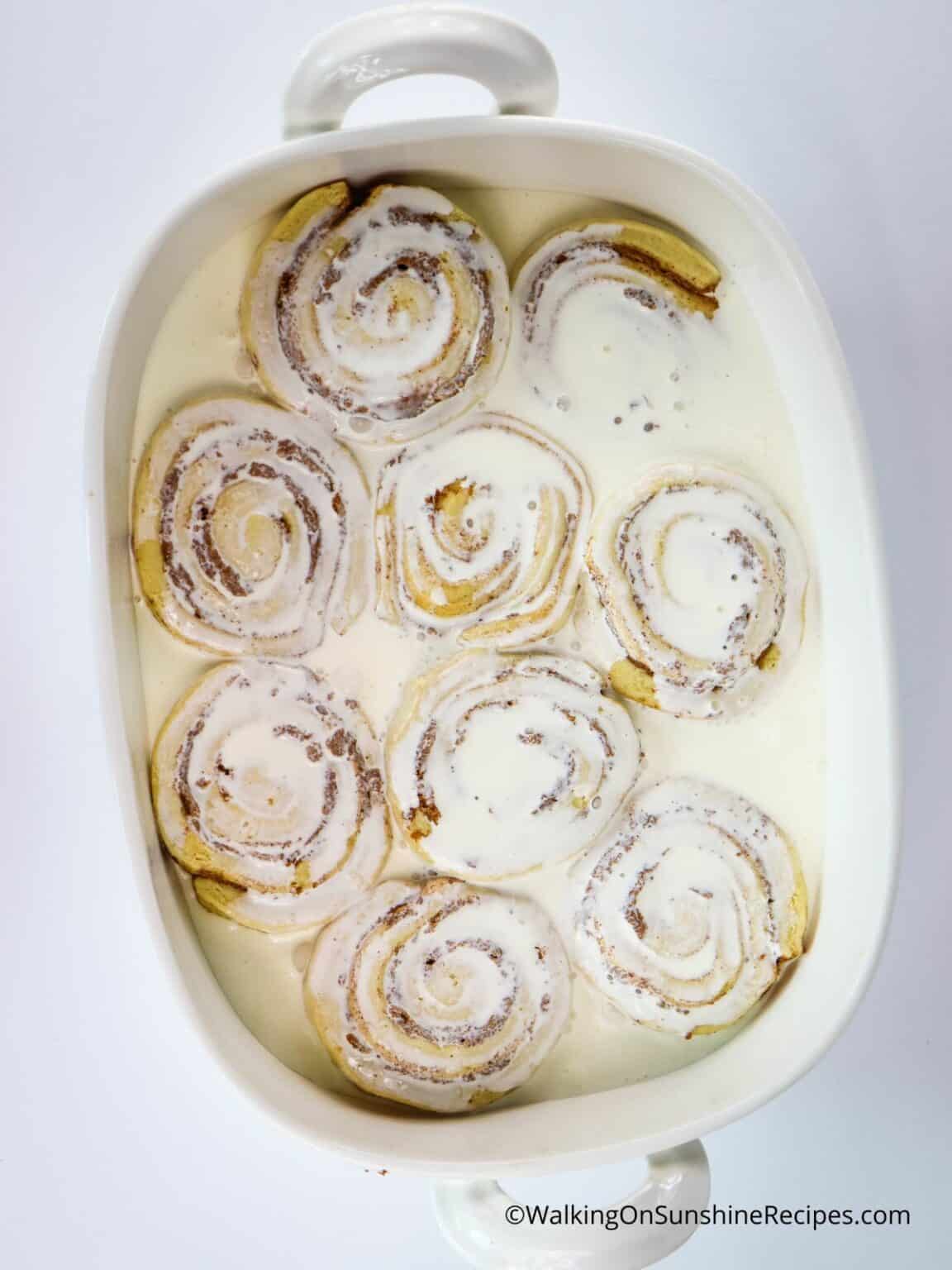 Cinnamon Rolls with Heavy Cream Walking on Sunshine