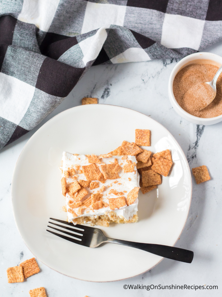 Cinnamon Toast Crunch Dump Cake Walking On Sunshine Recipes