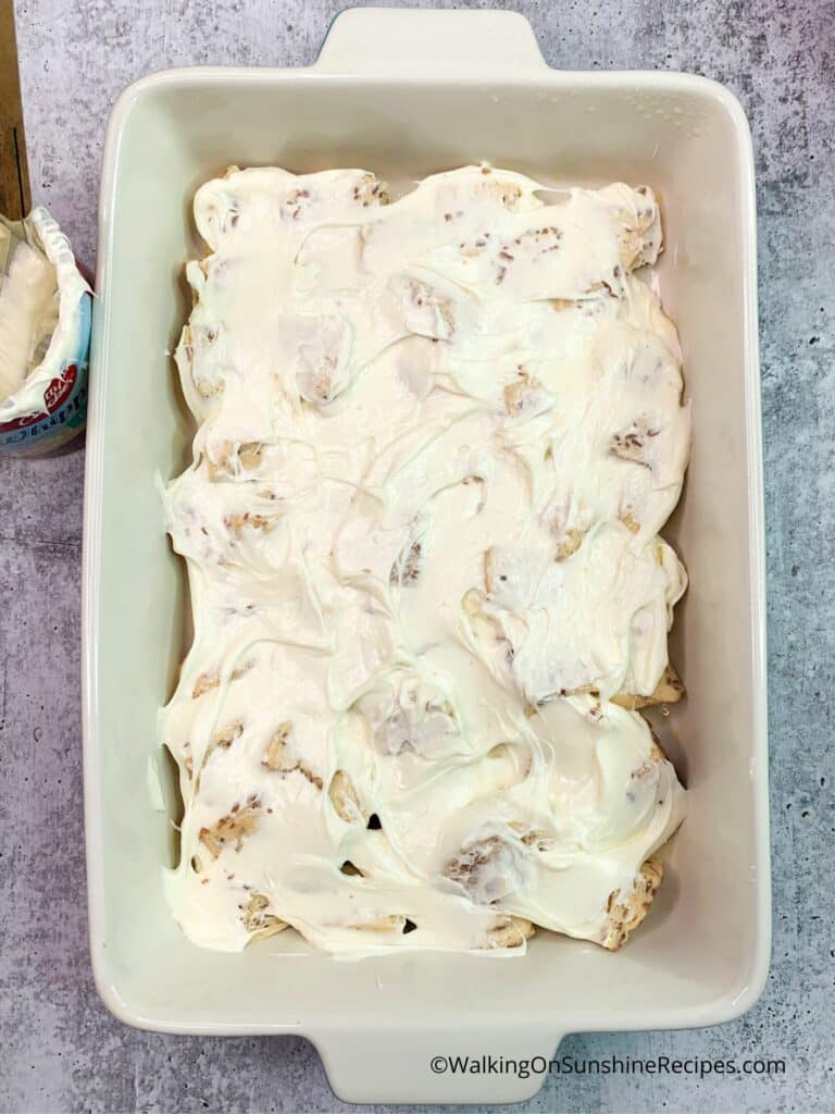 Cinnamon Roll Dump Cake Walking on Sunshine