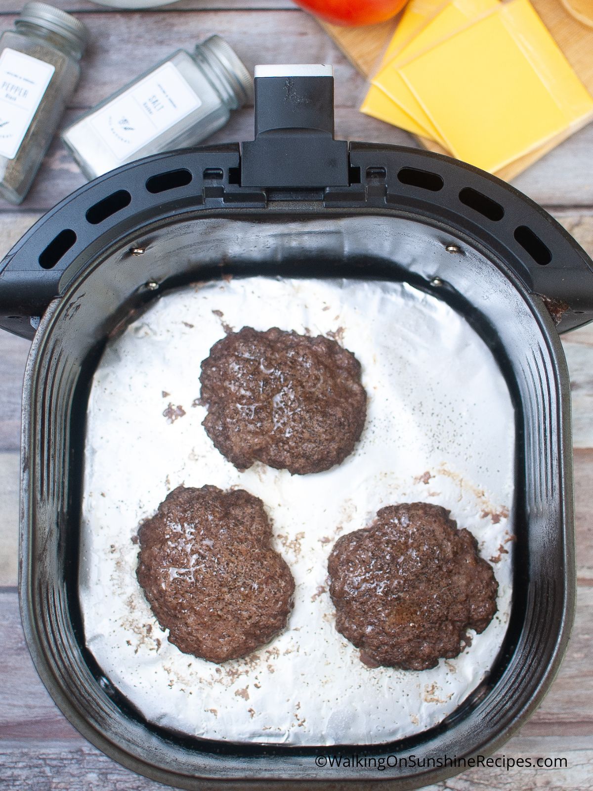 how to cook hamburgers in an air fryer.
