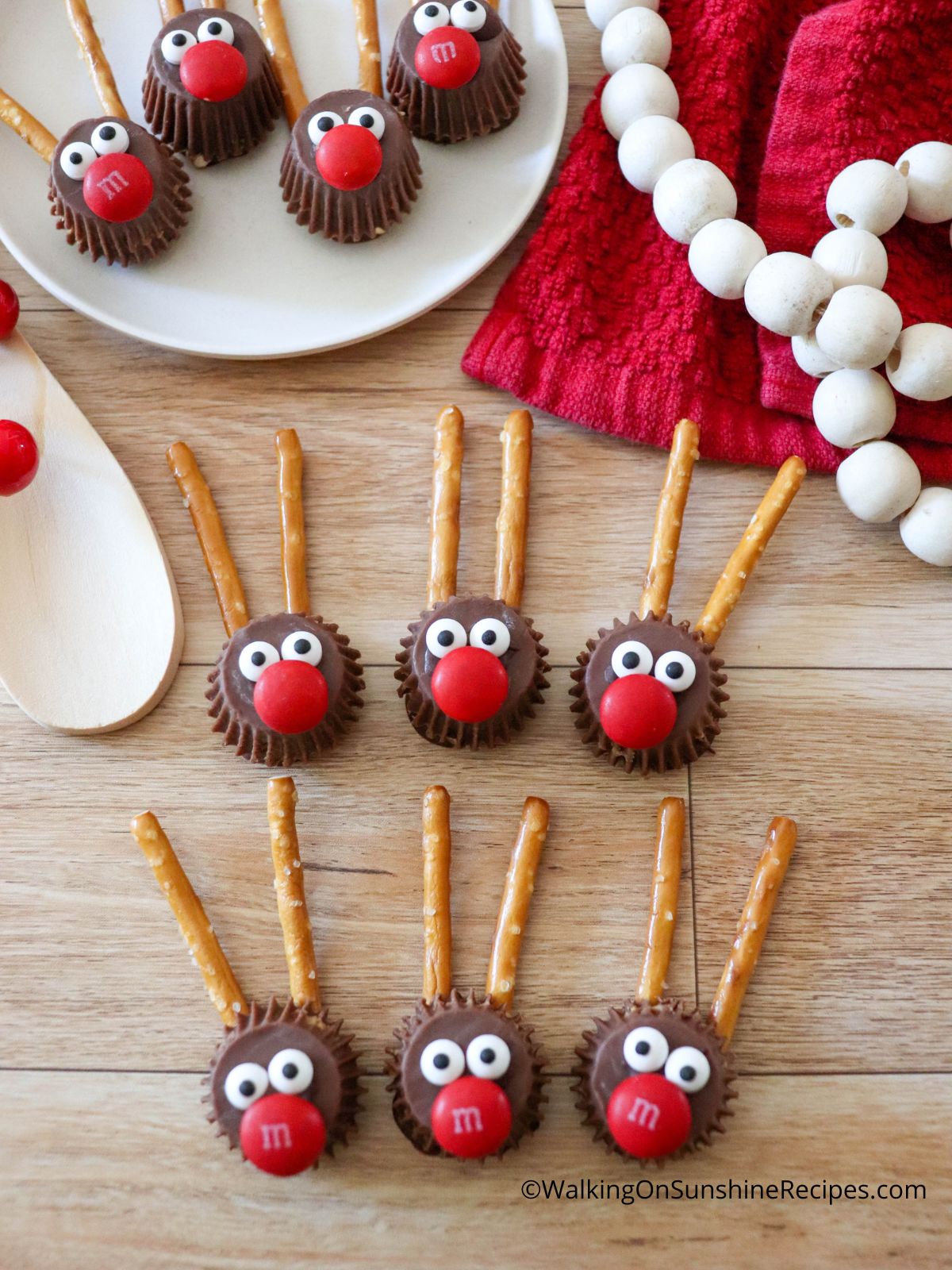 Reindeer Reese's Cups – Like Mother, Like Daughter