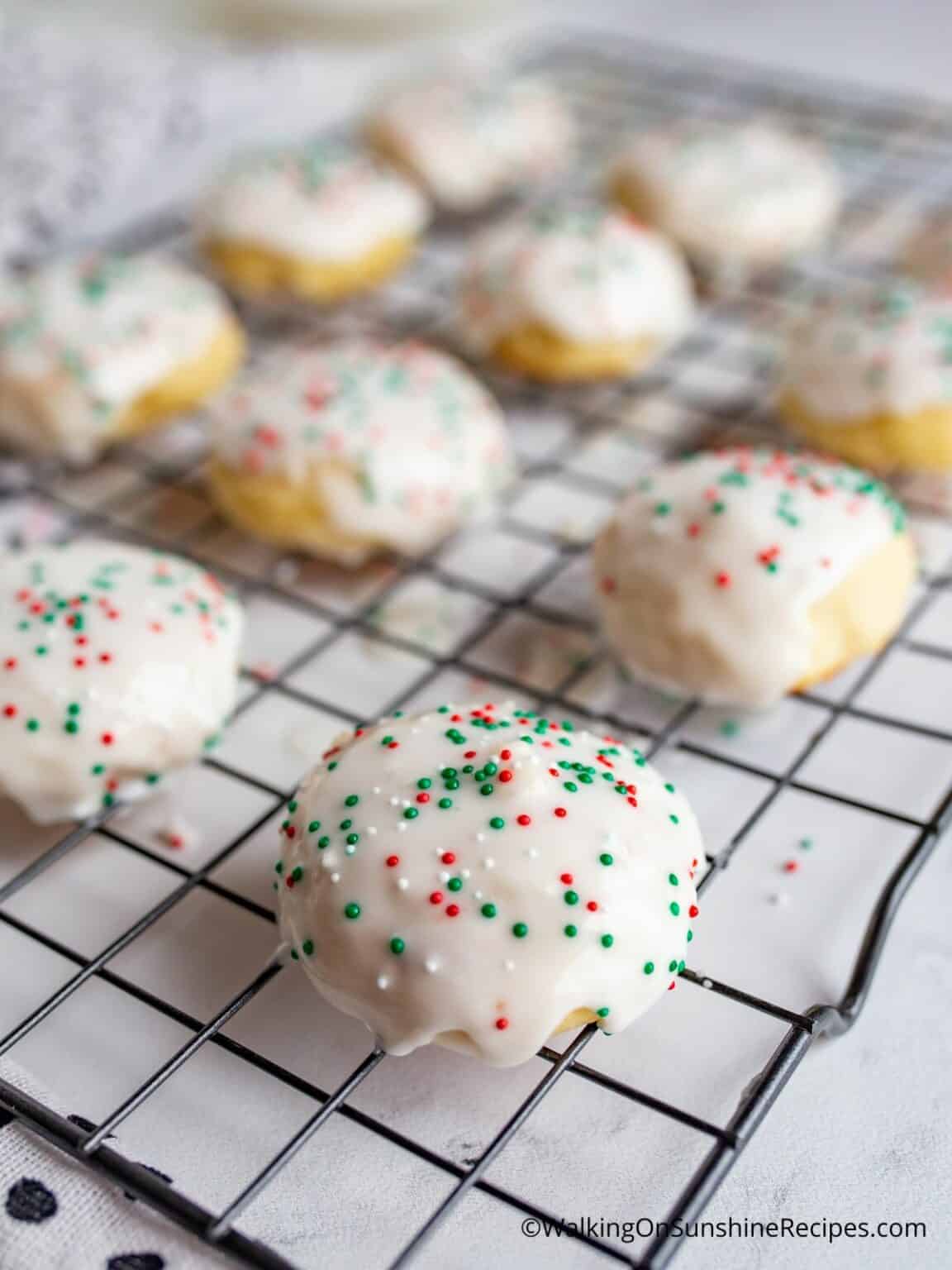 Italian Ricotta Cookies - Italian Christmas Cookies