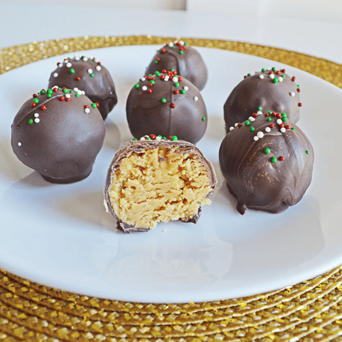 homemade christmas snacks.