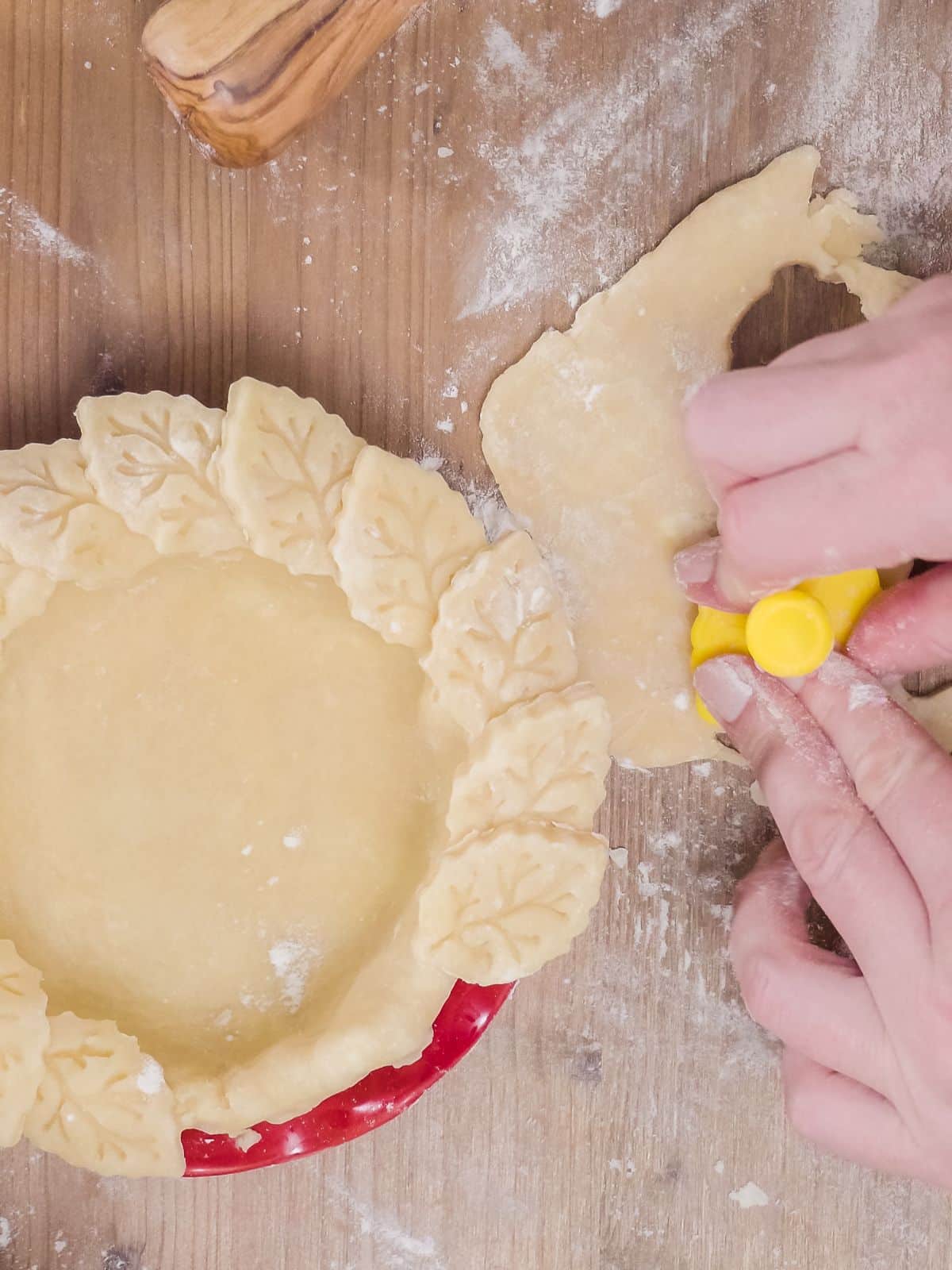 decorative pie crust.