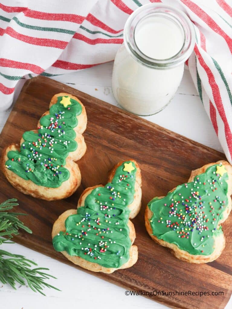 cinnamon rolls pillsbury.