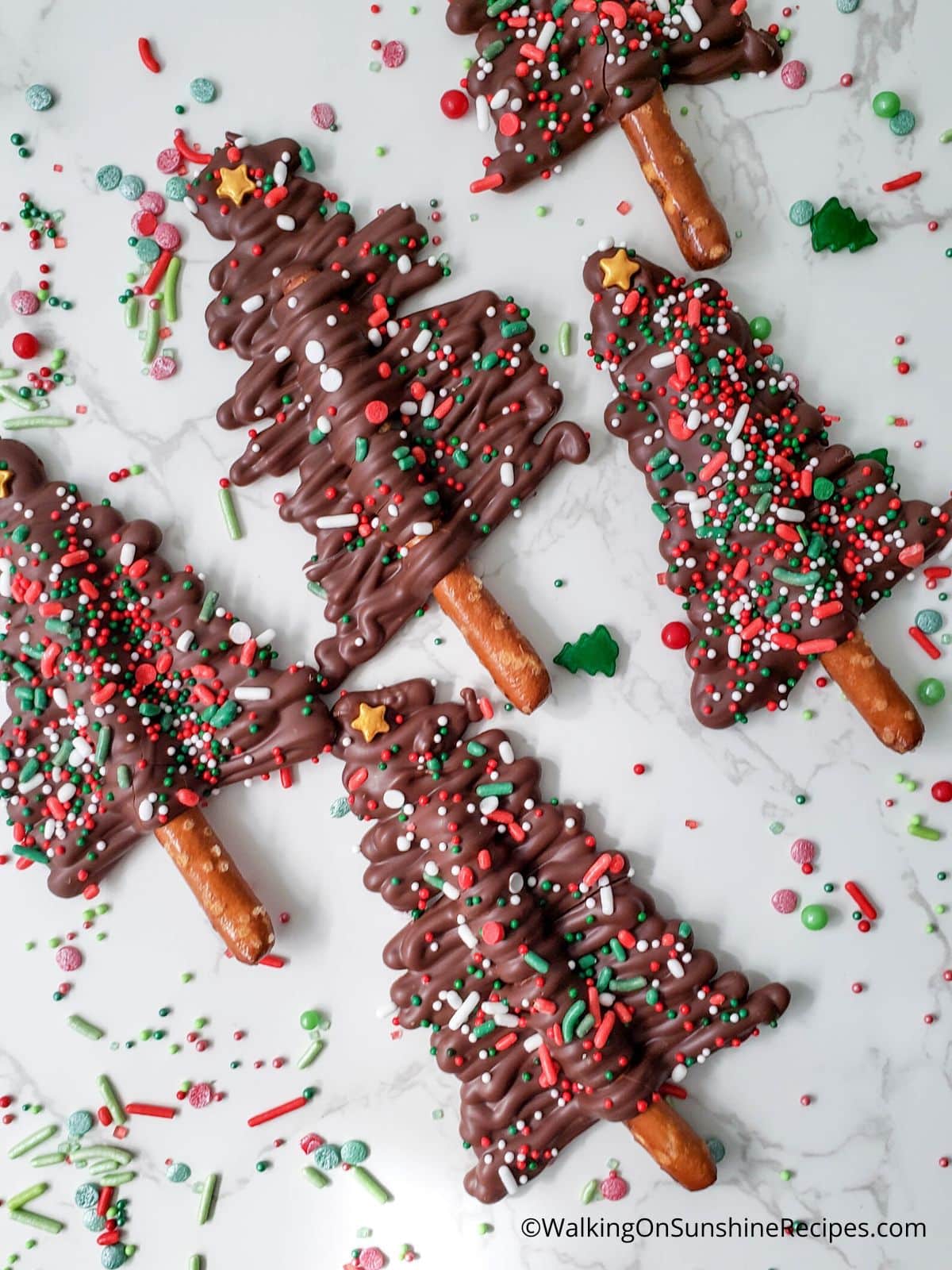 Here's How To Make Edible Christmas Tree Pretzels For The Holidays