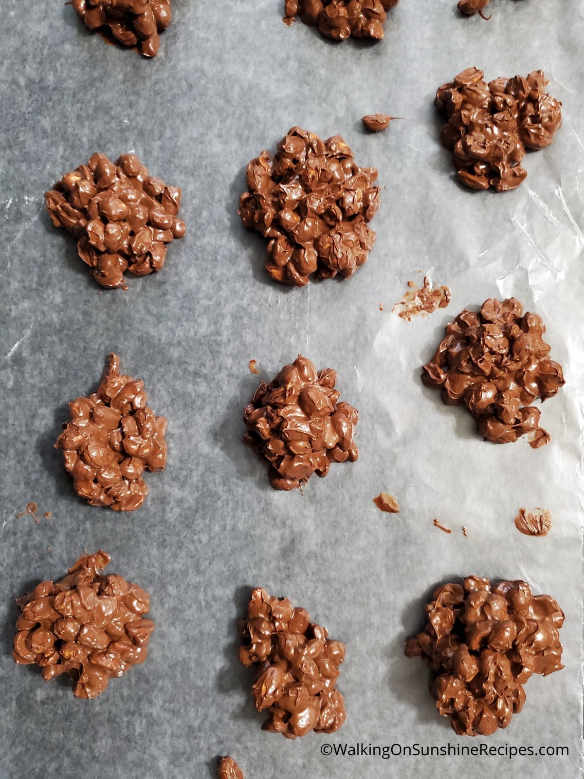 how to make chocolate clusters.