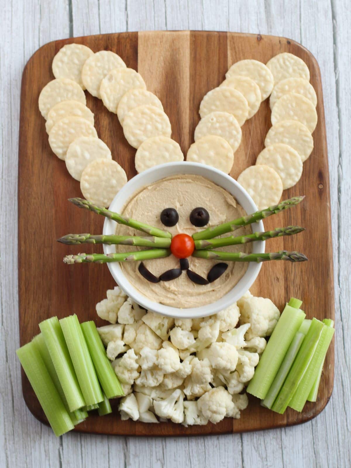 Celery and cauliflower added to the bunny face.