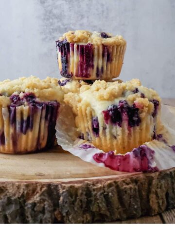 crumb topped blueberry muffins.