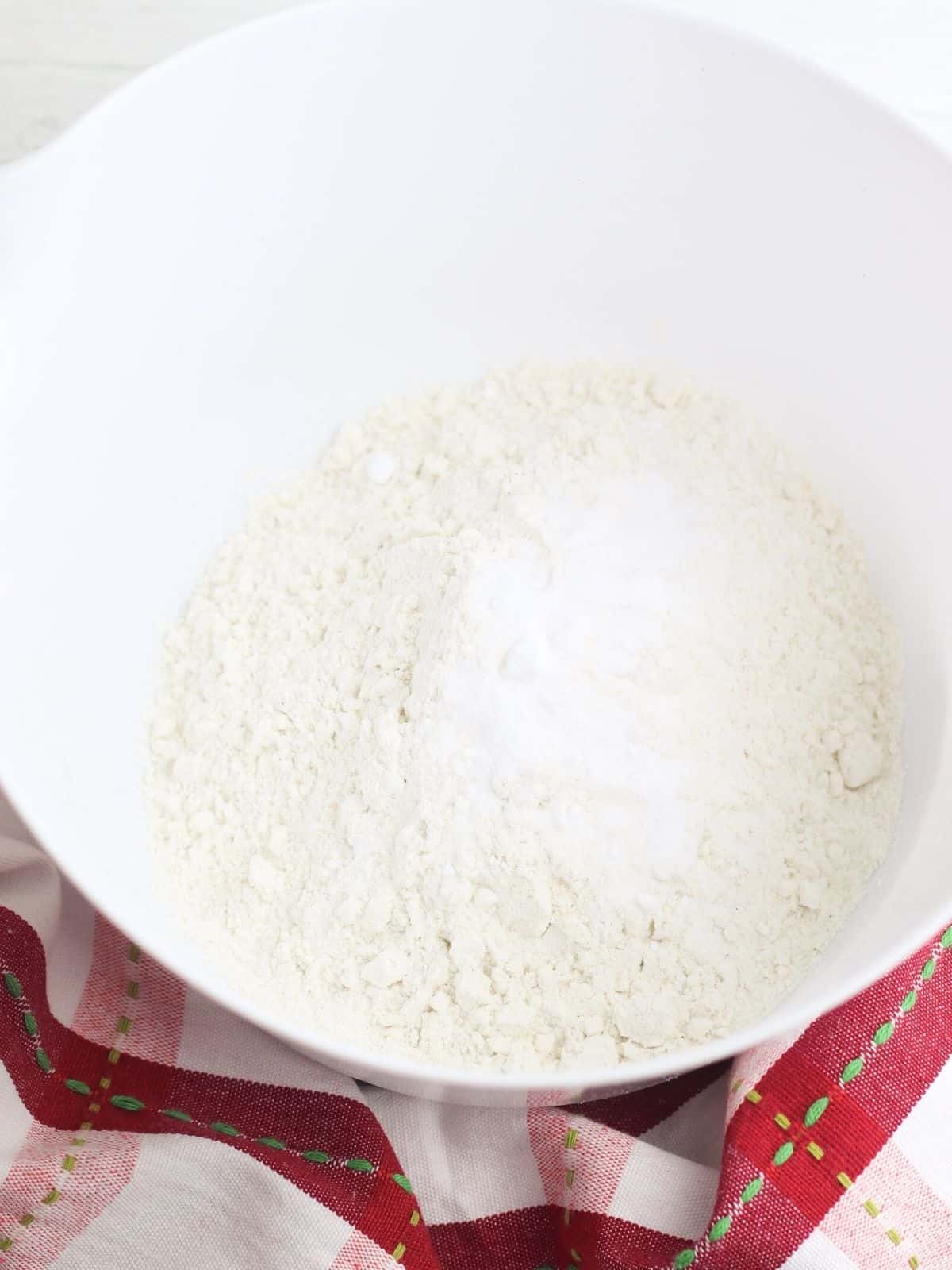 dry ingredients in bowl.
