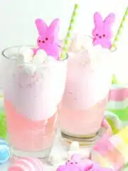 2 glasses of Easter punch for kids.