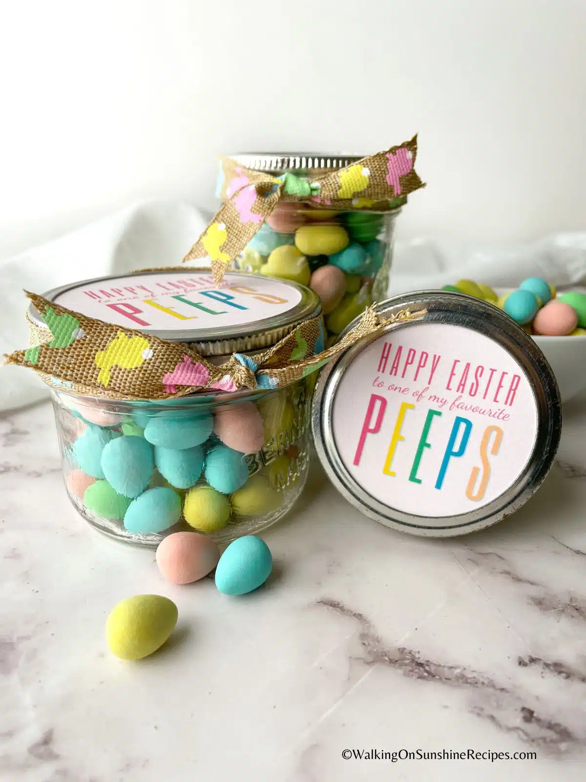 Easter snack jar with free printable tags.