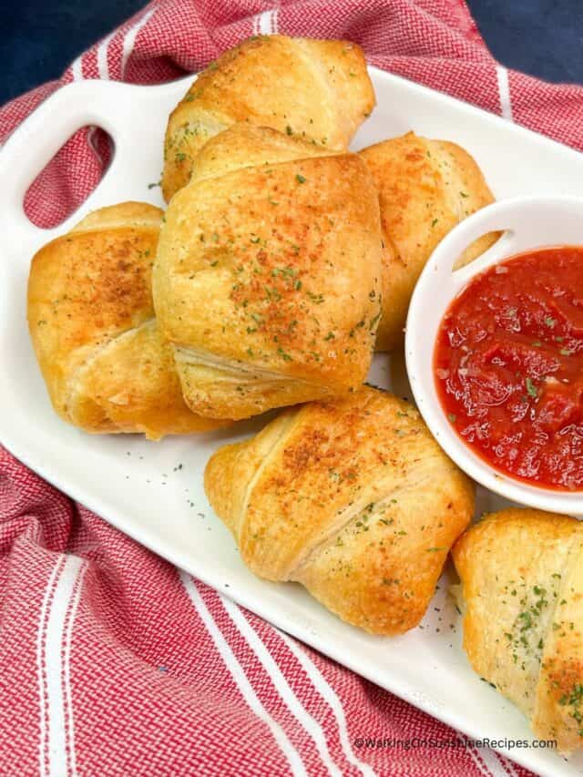 Pepperoni Crescent Rolls - Walking On Sunshine Recipes