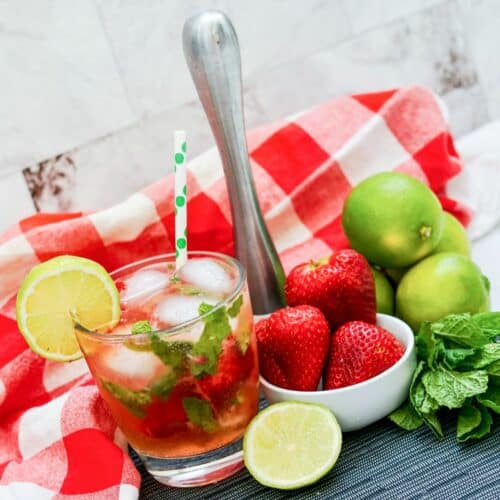Sparkling Water with Strawberries Walking On Sunshine Recipes