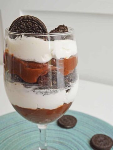cookies and cream parfait in glass.