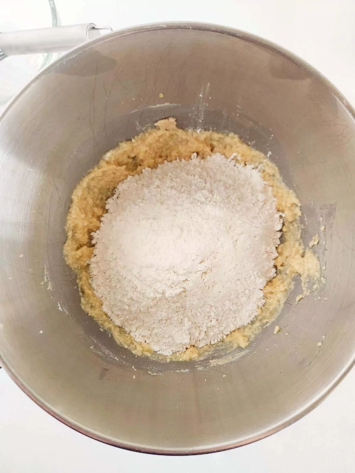add dry ingredients to wet ingredients in large mixing bowl.