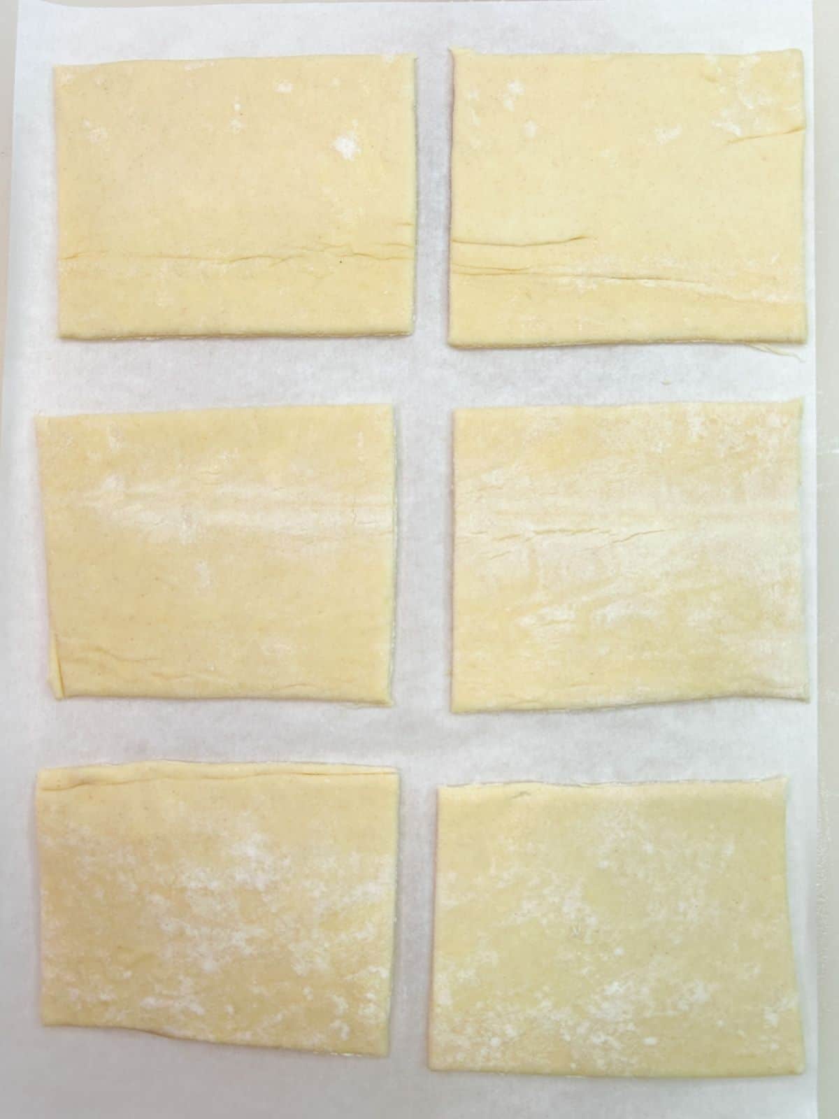 puff pastry sliced into 6 rectangles
