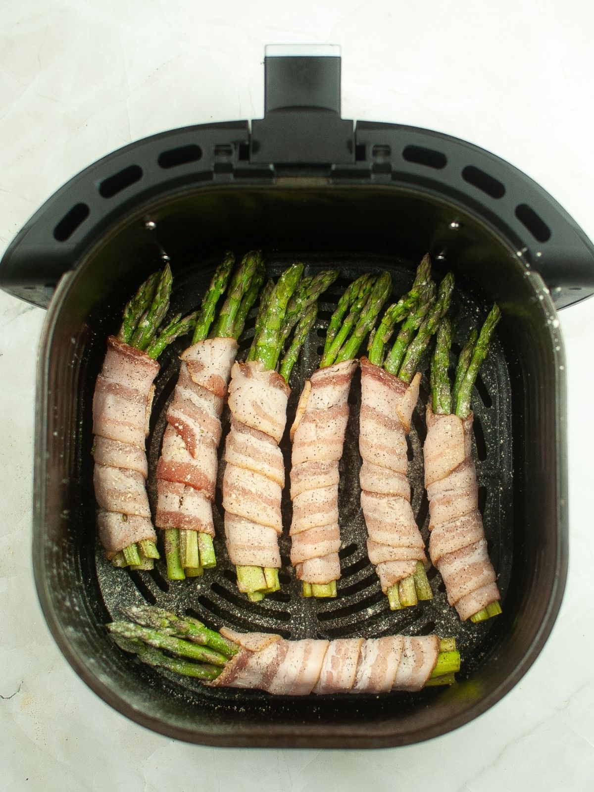 bacon wrapped asparagus in air fryer.