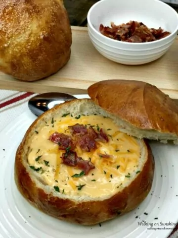 Featured Photo bread bowl soup recipe.