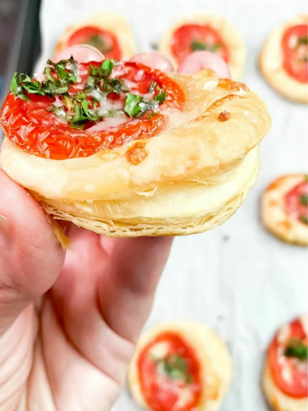 tomato tarts puff pastry appetizer.