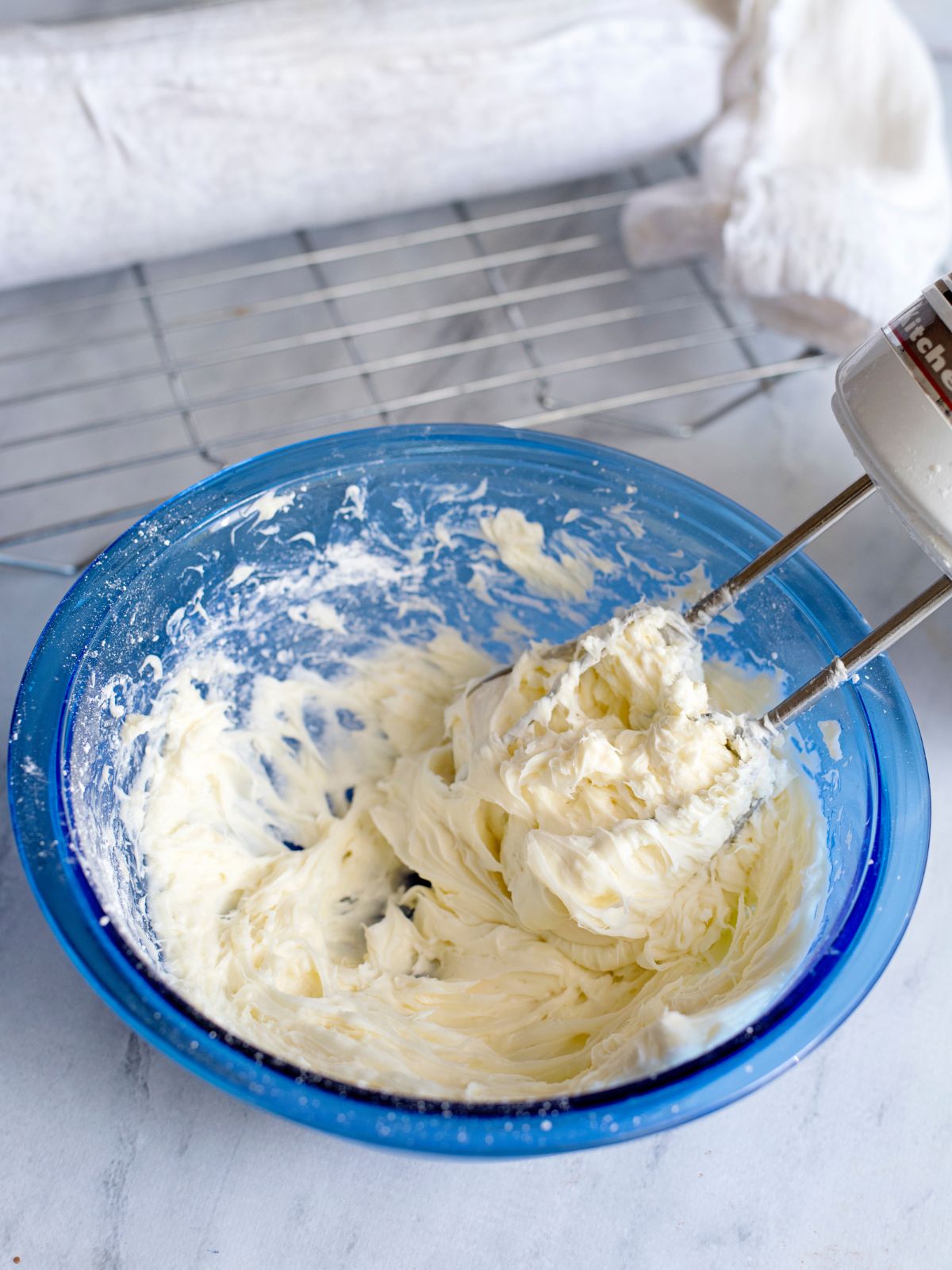 cream cheese frosting in bowl.