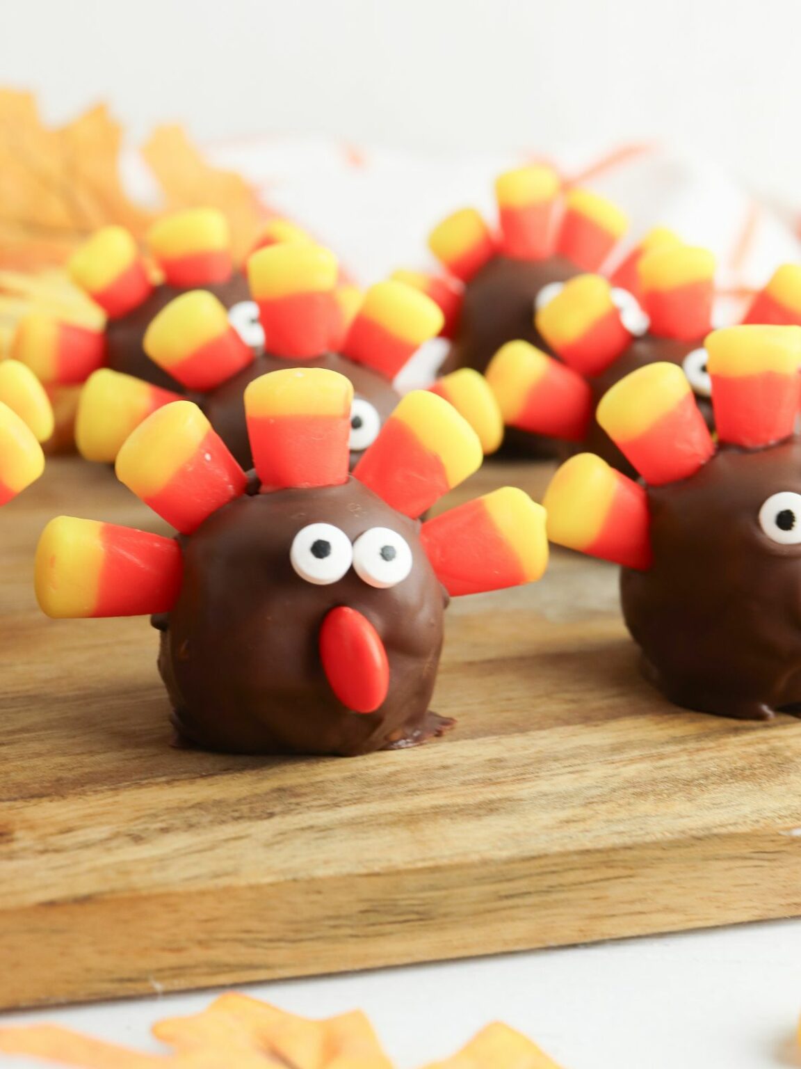 Thanksgiving Oreo Truffles - Walking On Sunshine Recipes