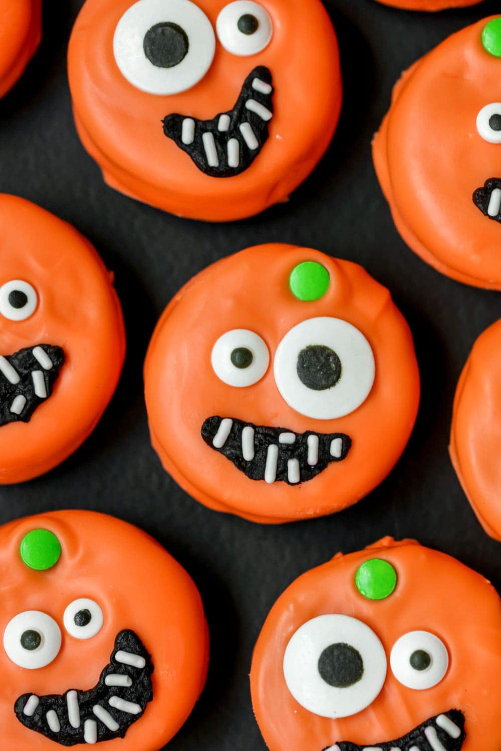pumpkin oreos