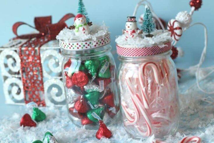 https://walkingonsunshinerecipes.com/wp-content/uploads/2023/11/Christmas-Mason-Jar-Gifts-feature-5-735x493.jpg