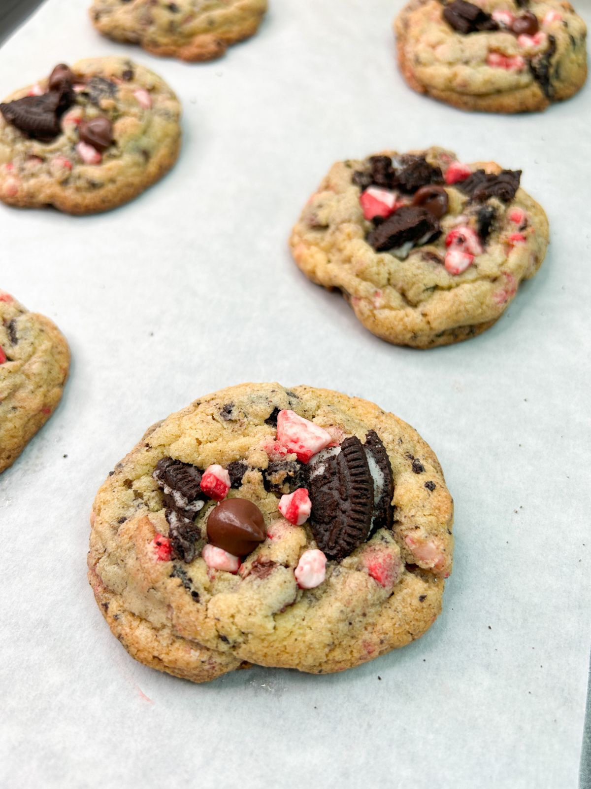 closeup of baked Christmas cookies with Oreos.