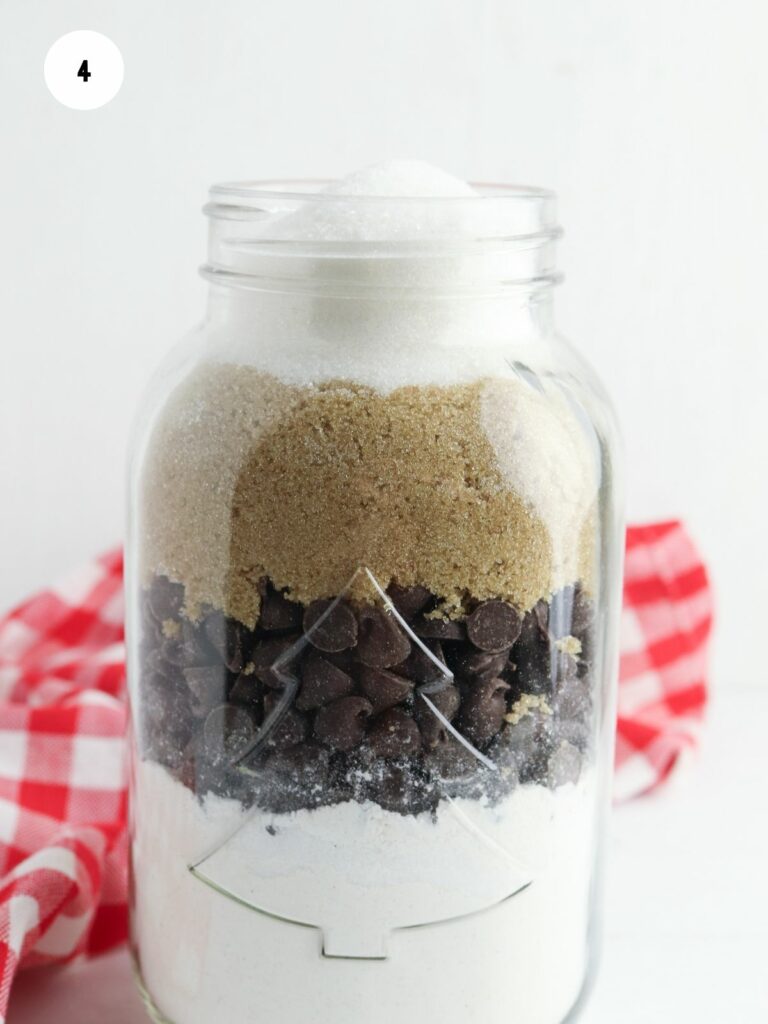 ingredients added to mason jar.