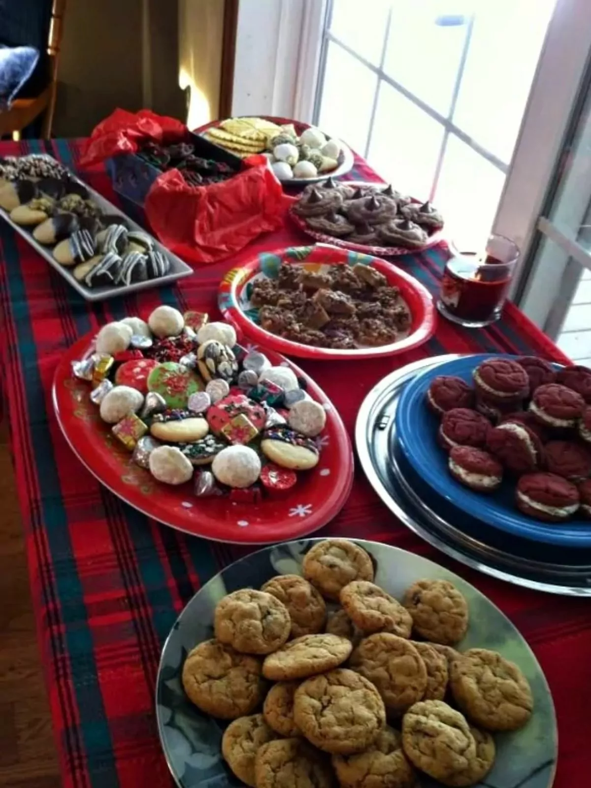 cookie exchange party ideas.