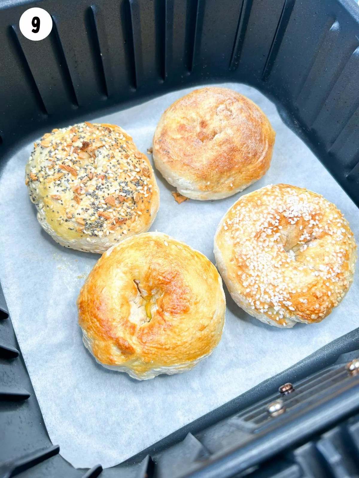 2 ingredient bagels air fryer.