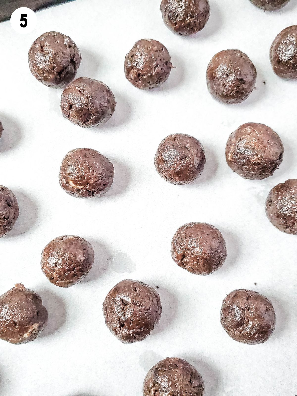valentines oreo balls.