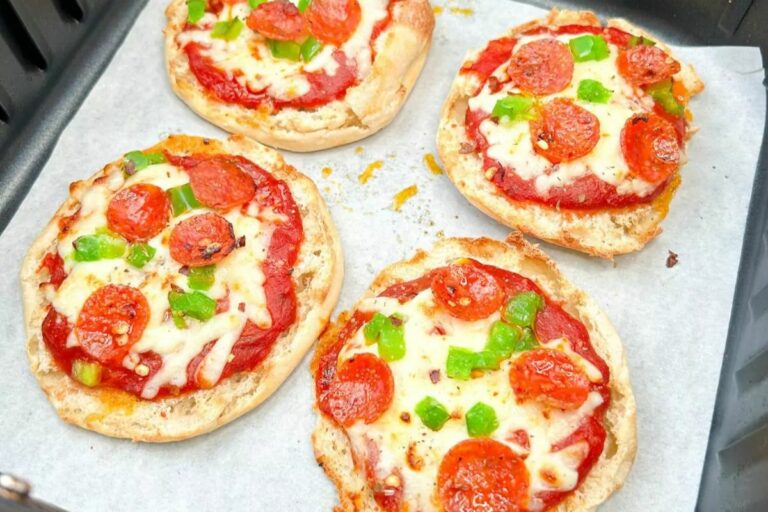 Mini pizzas on English muffins.