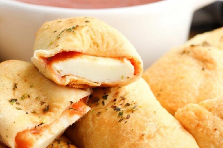 Crescent rolls with mozzarella cheese
