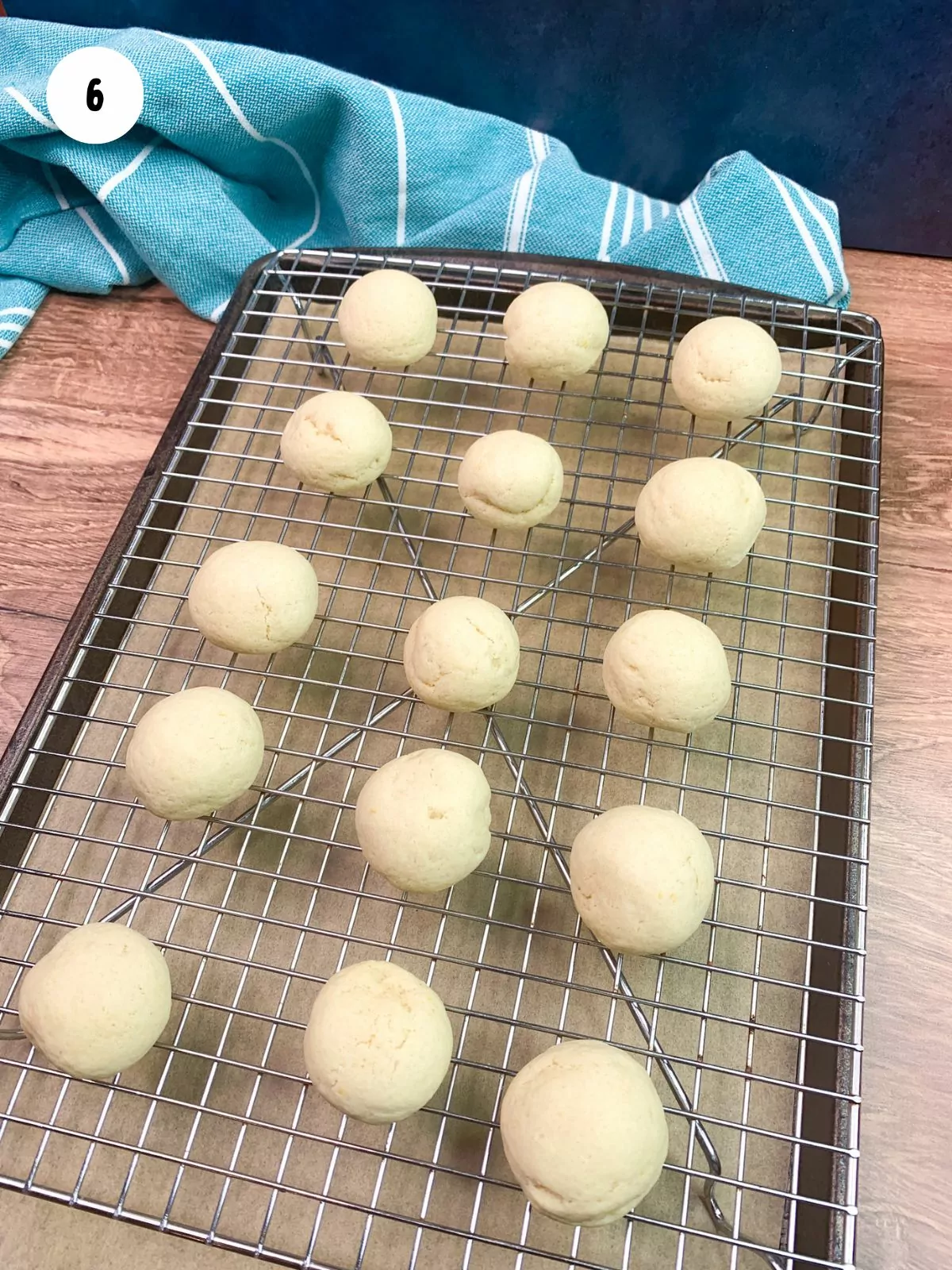 baked cookies on cooling rack.
