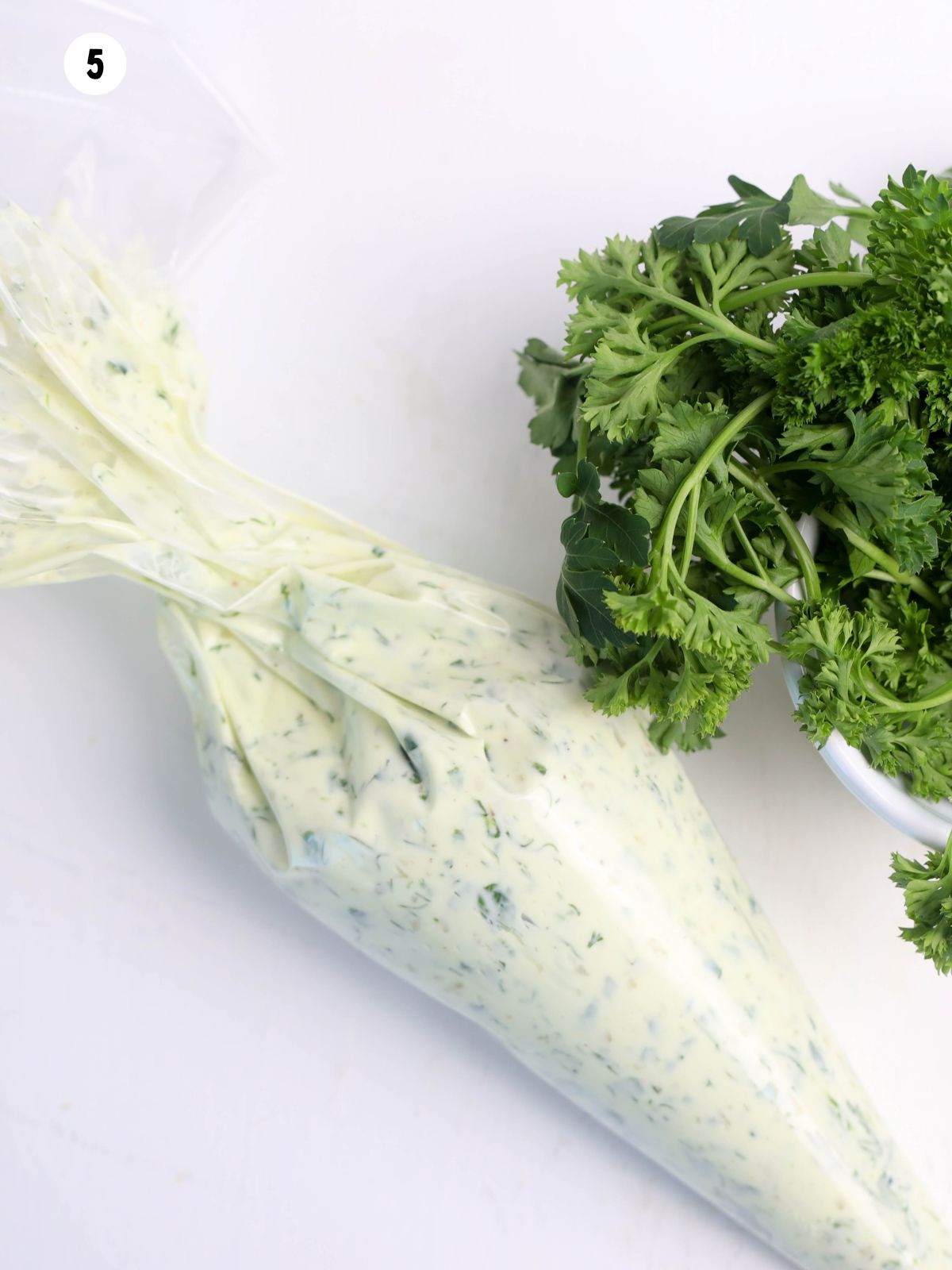 spinach dip in pastry bag.