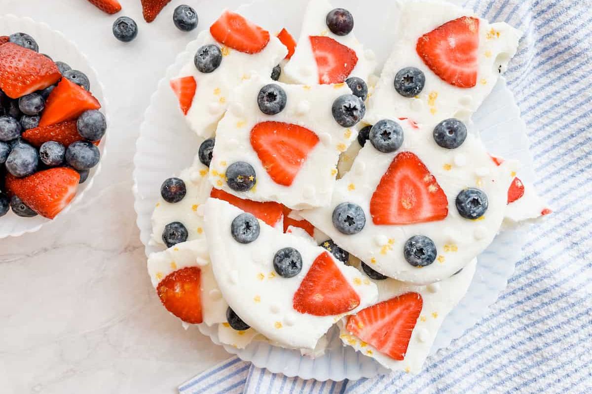 Frozen Yogurt Bark