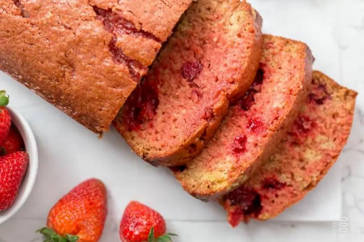 loaf of Strawberry Bread sliced