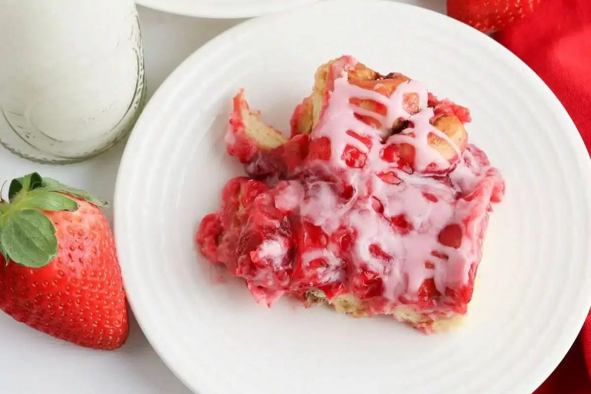 Strawberry Cinnamon Roll Casserole