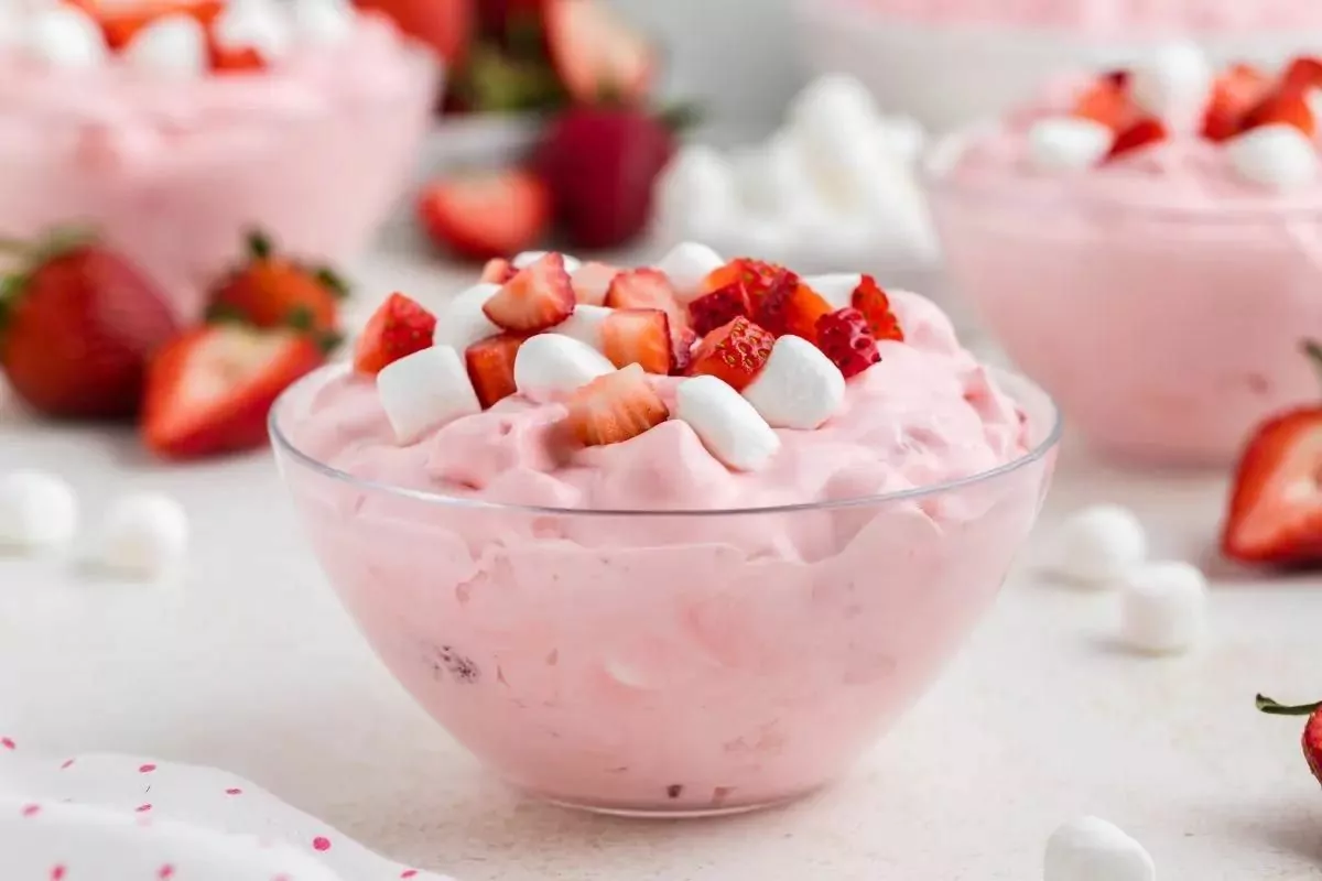 Strawberry Fluff Dessert