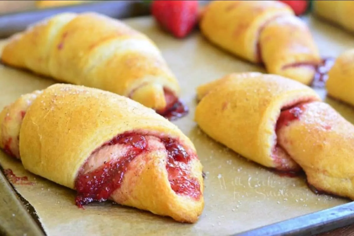 Strawberry Vanilla Crescent Rolls