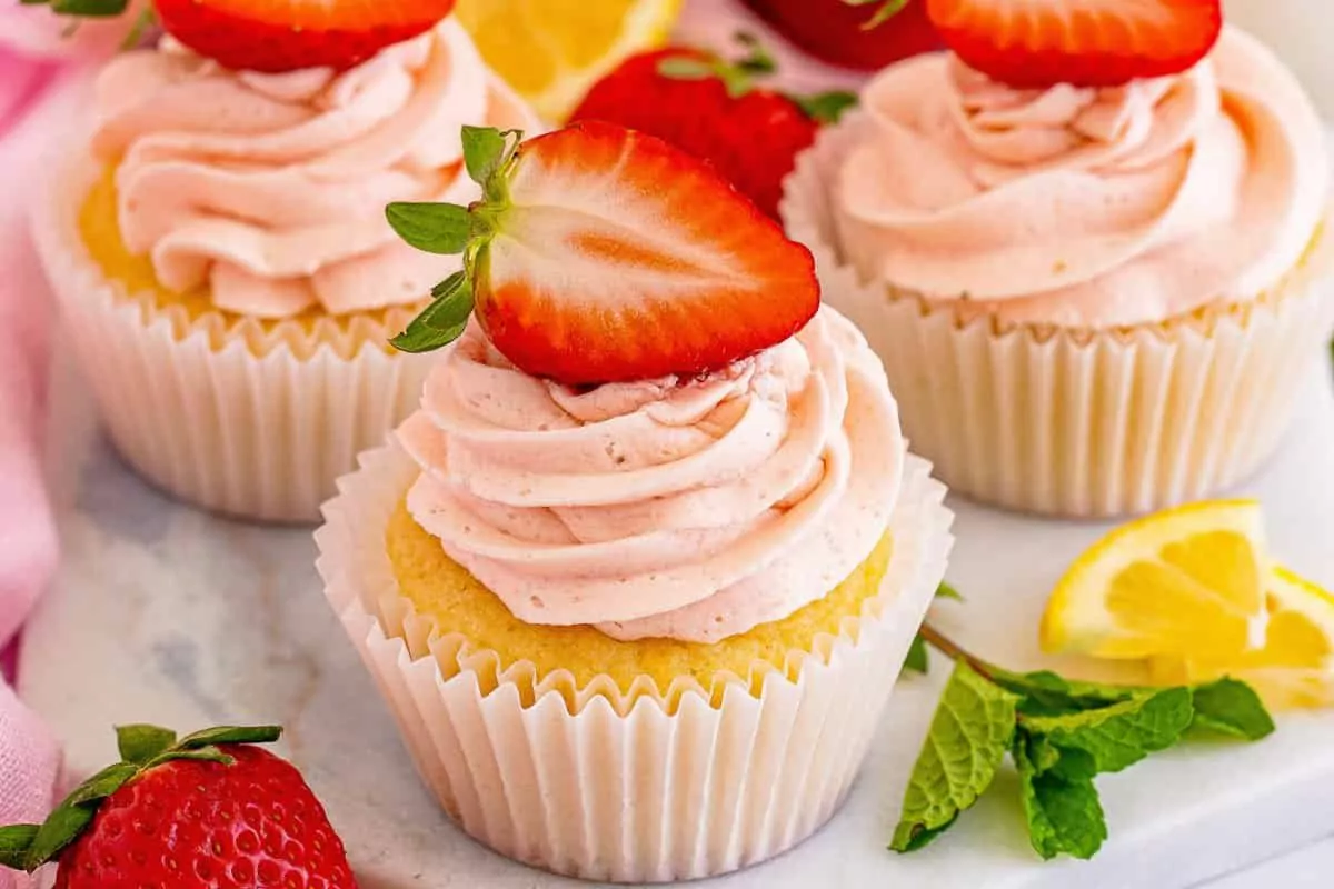 Strawberry Lemon Cupcakes