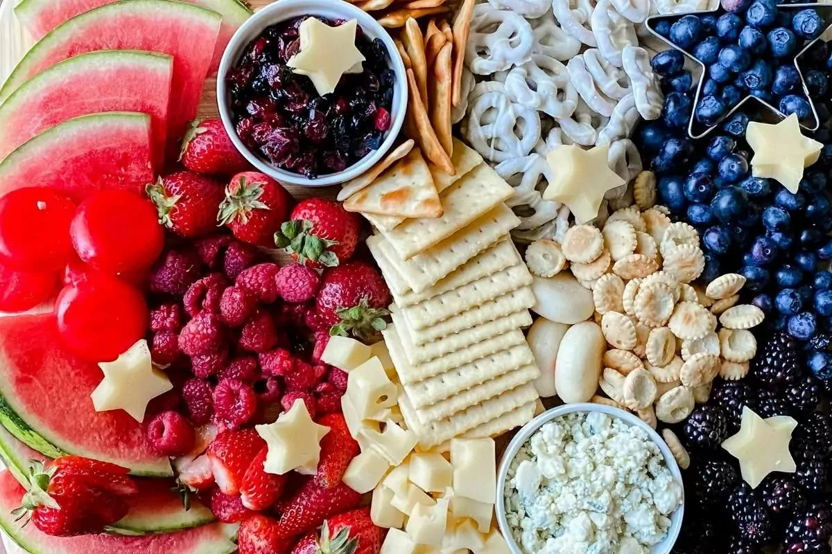 4th of July Charcuterie Board by Walking on Sunshine Recipes