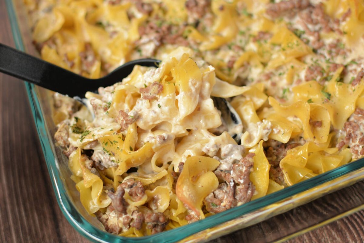 beef stroganoff casserole .