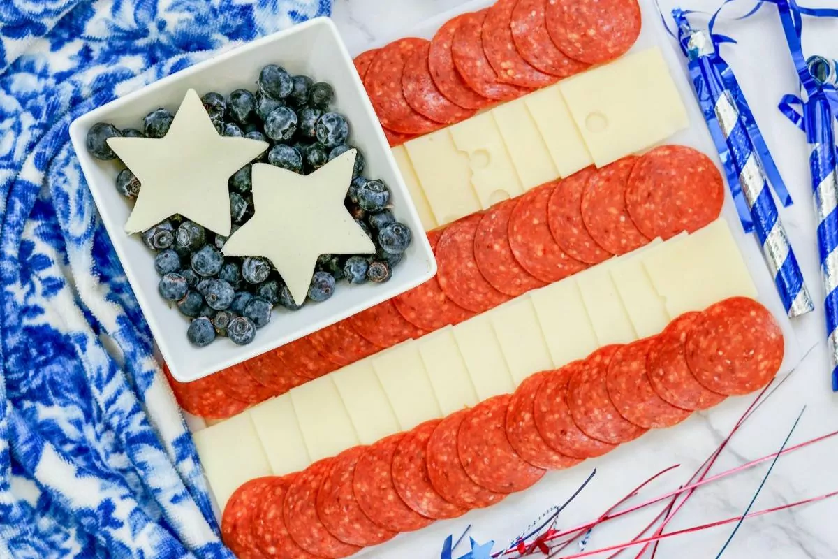 4th of July appetizer by Walking on Sunshine Recipes