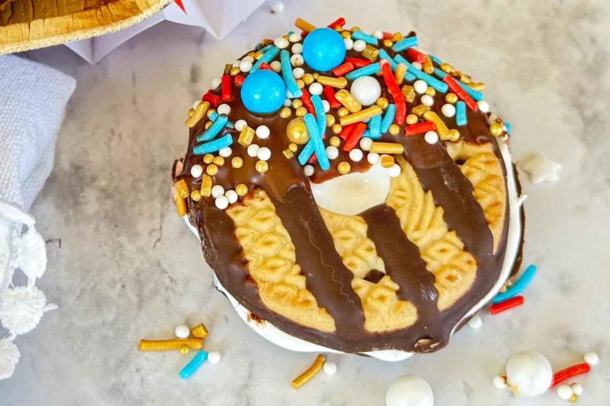 4th of July Smores Cookiewich by Heartmade Holidays
