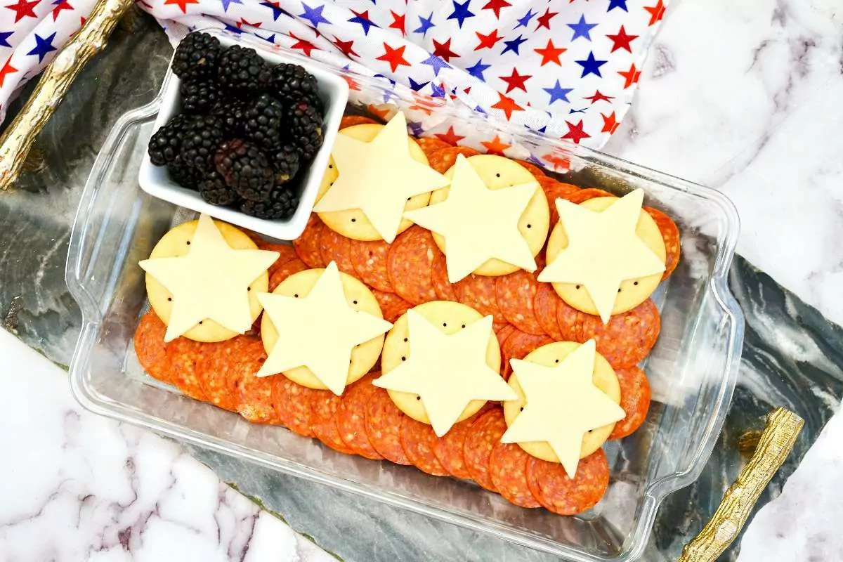 Red White and Blue Summer Snack Tray by Two Kids and a Coupon