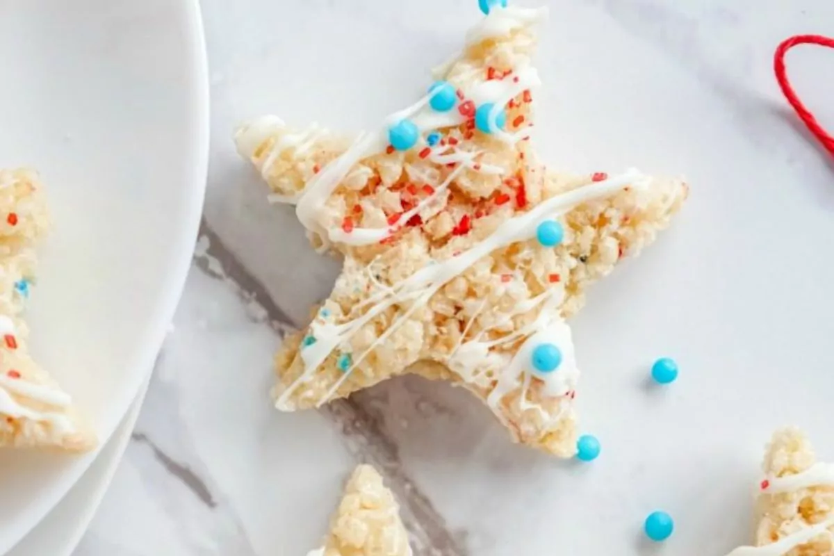 4th of July Star Rice Krispies Treats by Lemon Peony